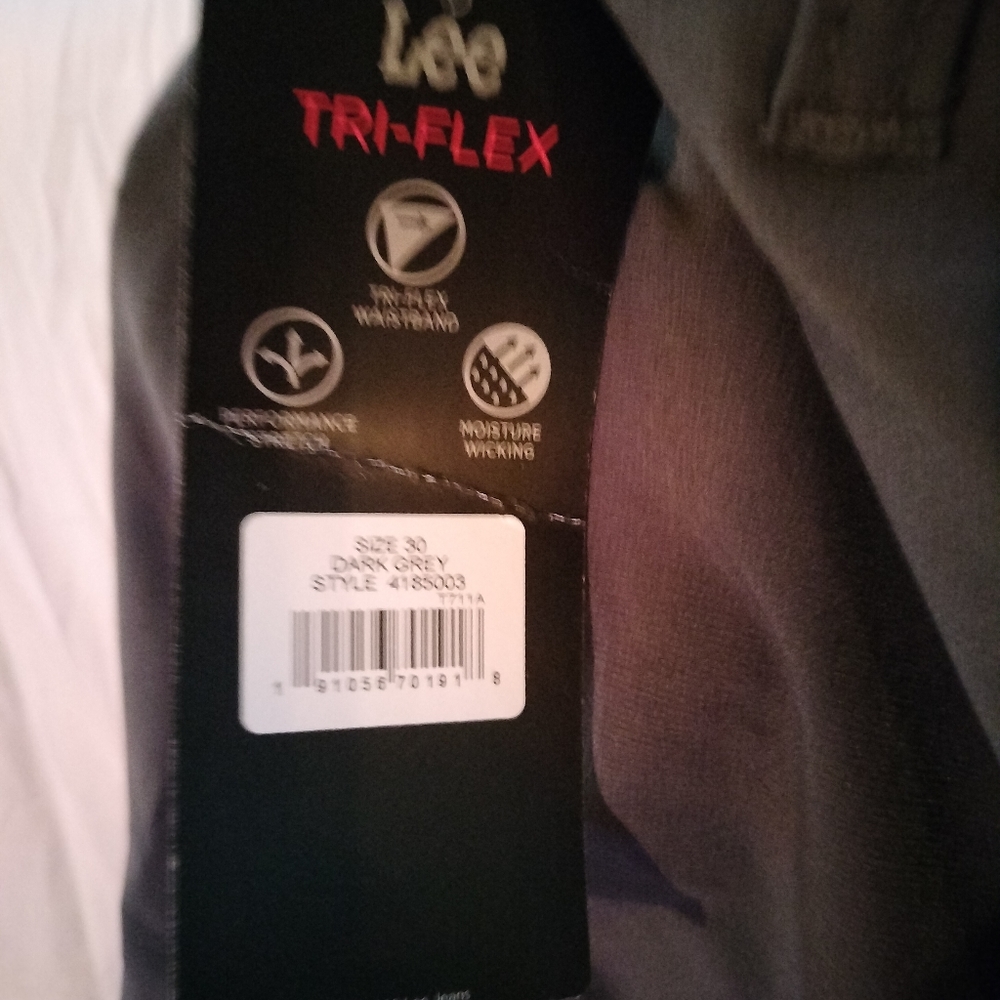 lee performance series size 30 men's tri-flex shorts dark grey 10" inseam nwt - Picture 5 of 7